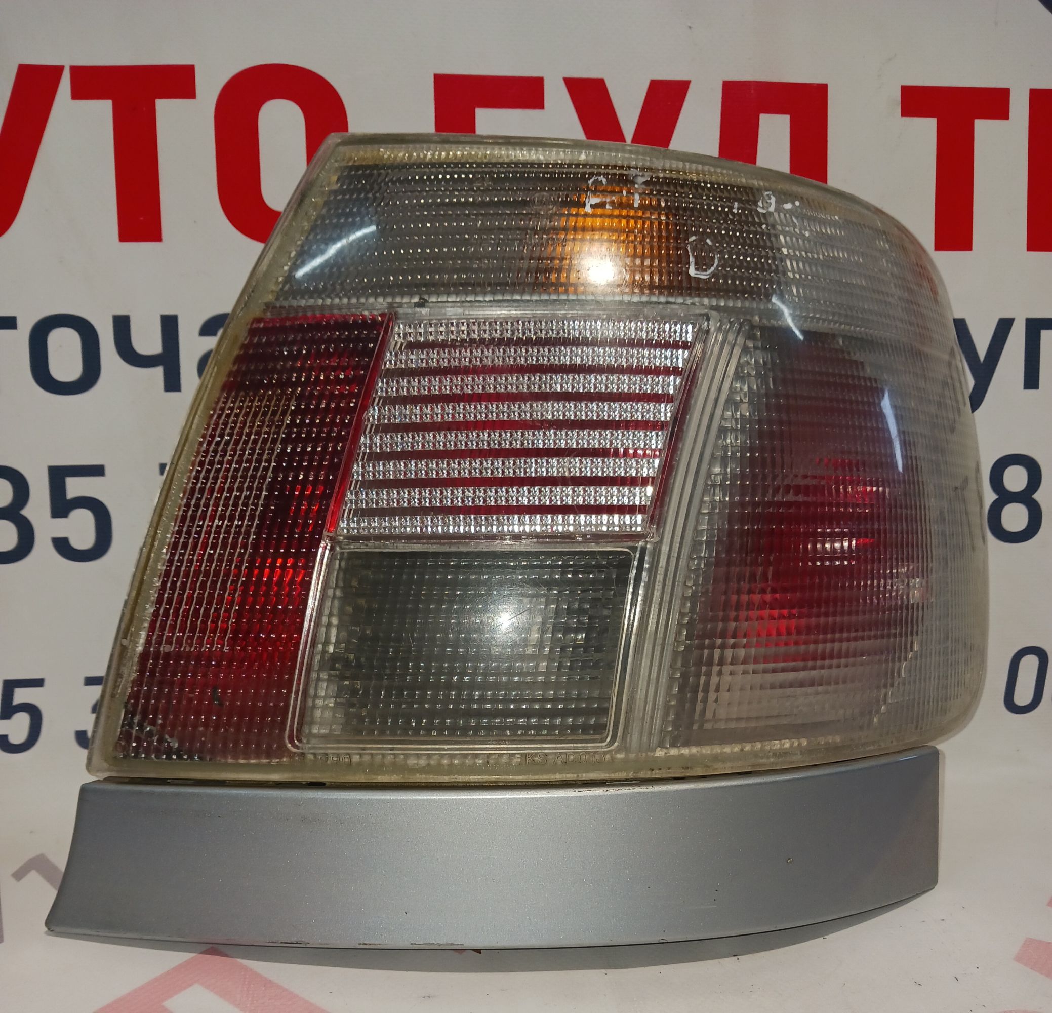 AUDI005 Стоп AUDI A4,S4,B5 -седан десен - Image 1