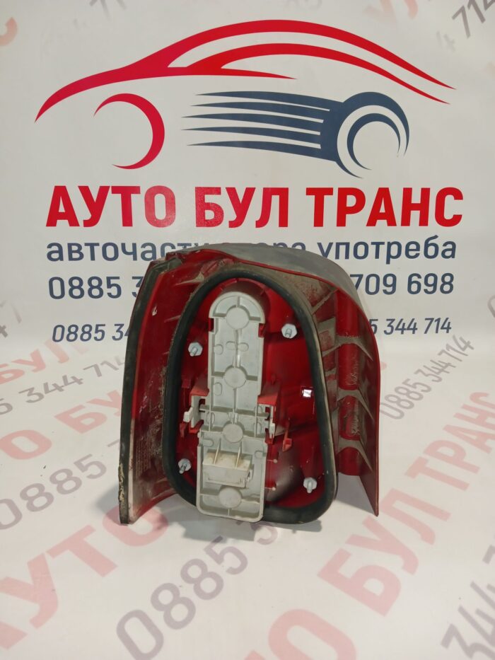 Десен стоп Audi A4 b5 комби / Ауди А4 -01г. - Image 2