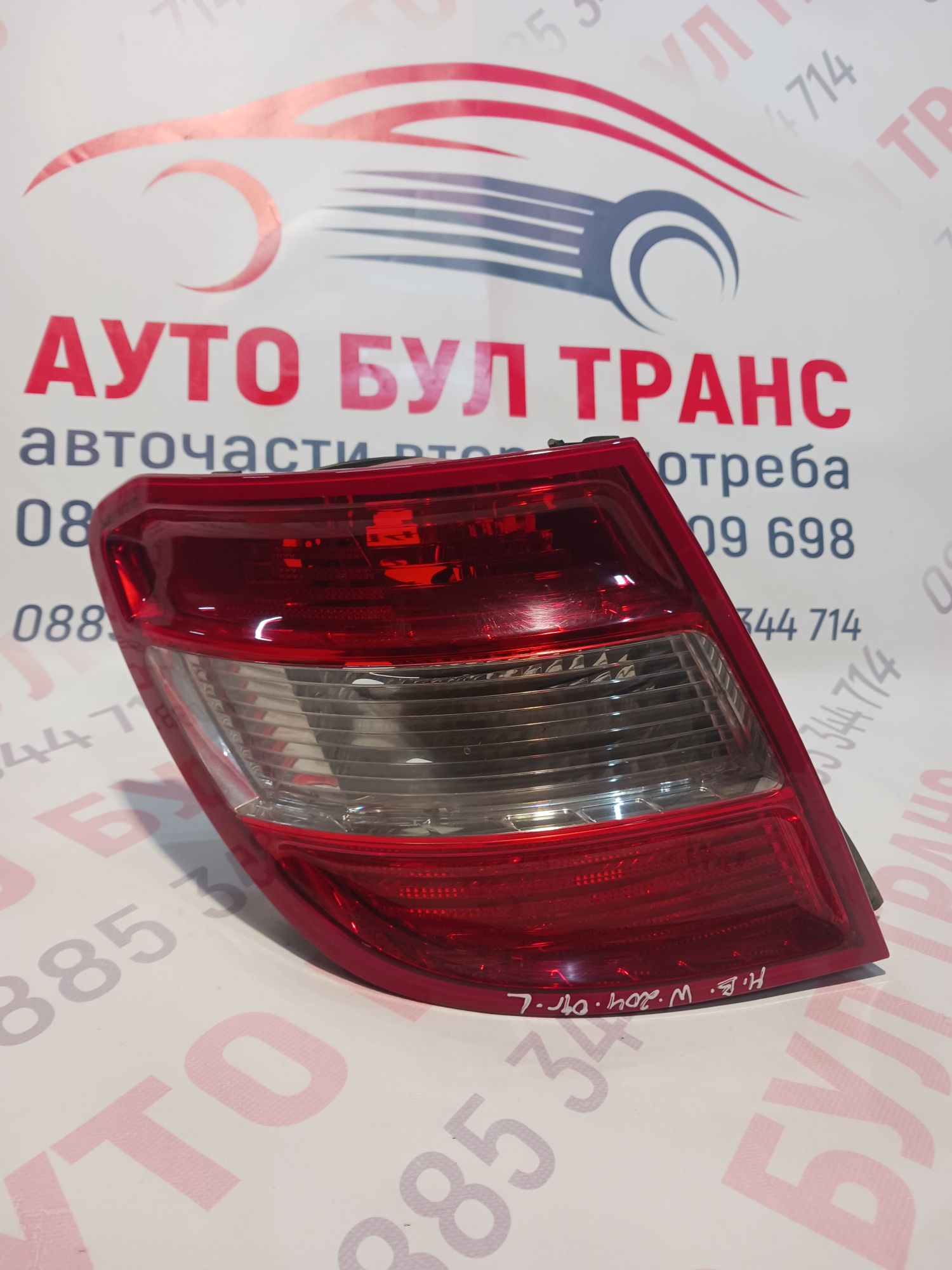 MERCEDES019 Ляв стоп Mercedes C Class W204 (2007-2014г.)седан,врати: 4/5 - Image 1