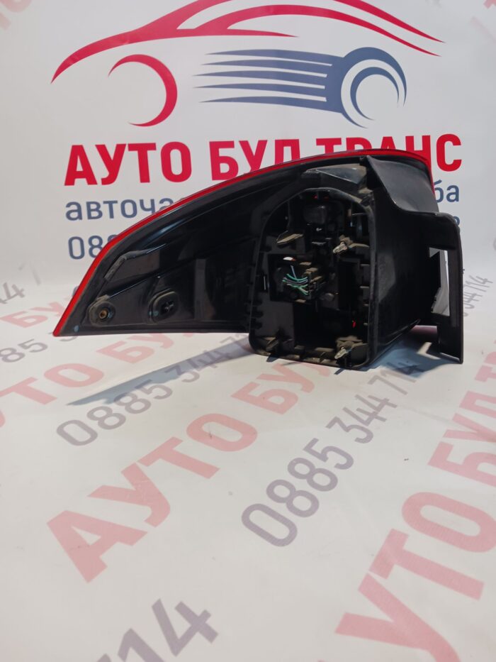 Десен стоп Renault Laguna III комби (2007-2011г.) - Image 2