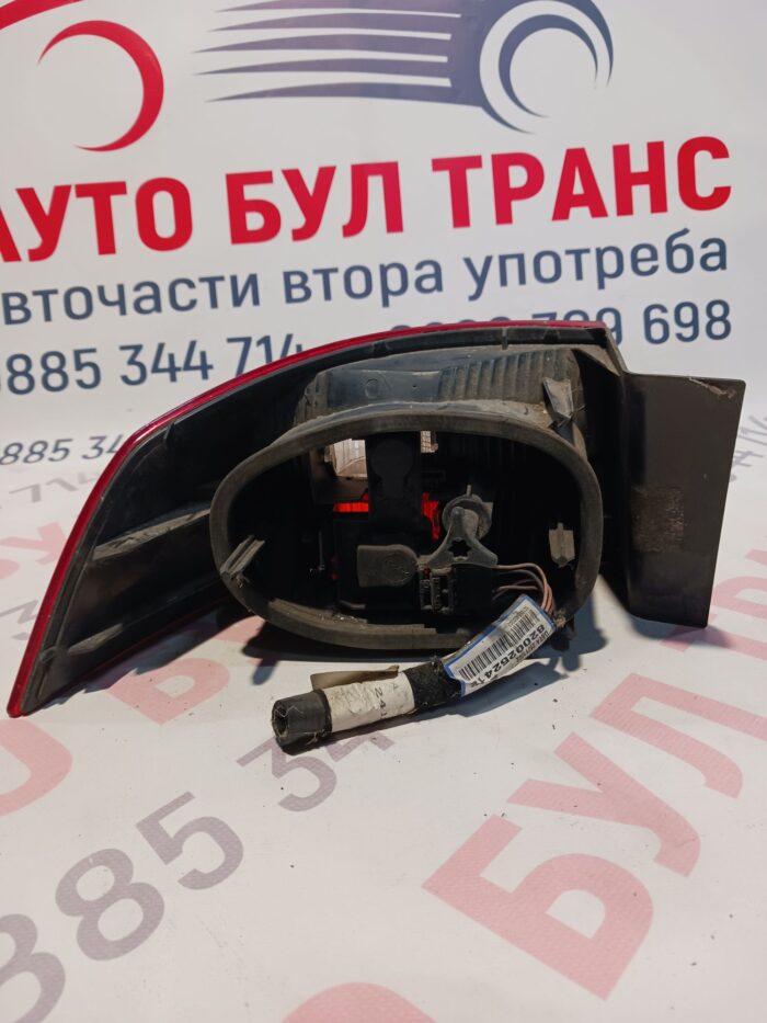 Десен външен стоп за Renault Laguna 2/ Лагуна 2 седан (2000 - 2007) - Image 2