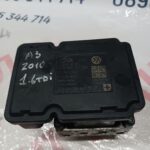 ABS за Audi A3 1.6TDI 2010г.№1К0 907 379 BA /1K0 614 517 CM