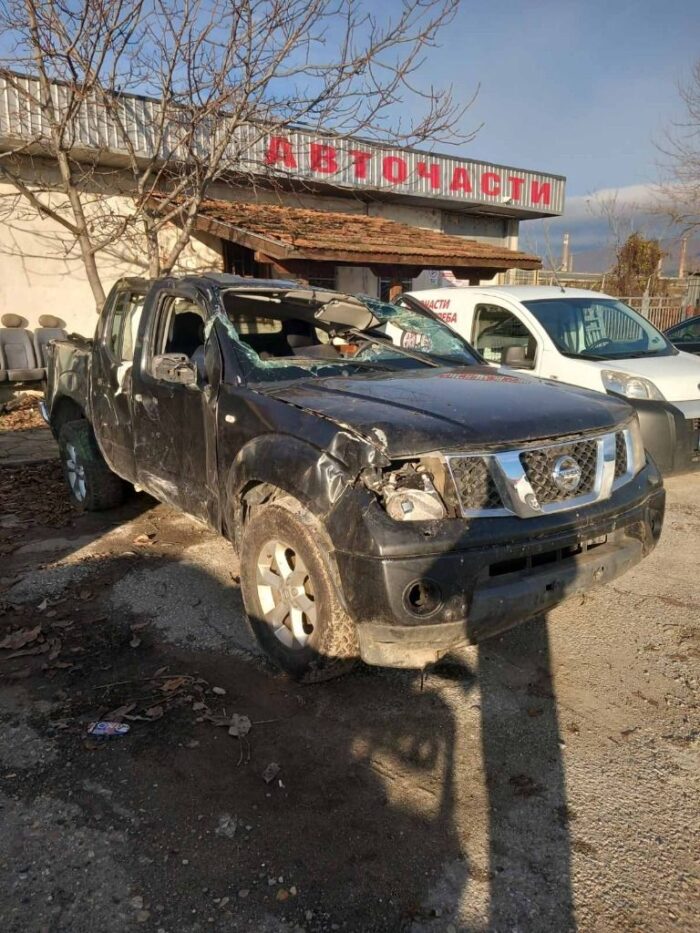 Nissan Navara 2.5 Di 4X4 - Image 2