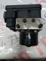 ABS помпа VOLVO C30 1.6i 2006г. №307 365 89А / 307 365 88 - Image 3