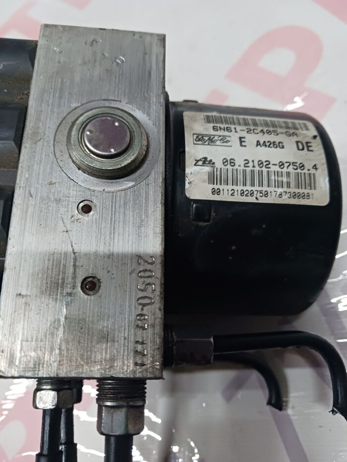 ABS помпа за Mazda 3  1.6HDI 2007г.   №6N61-2C405-GA/062102-0750.4 - Image 3