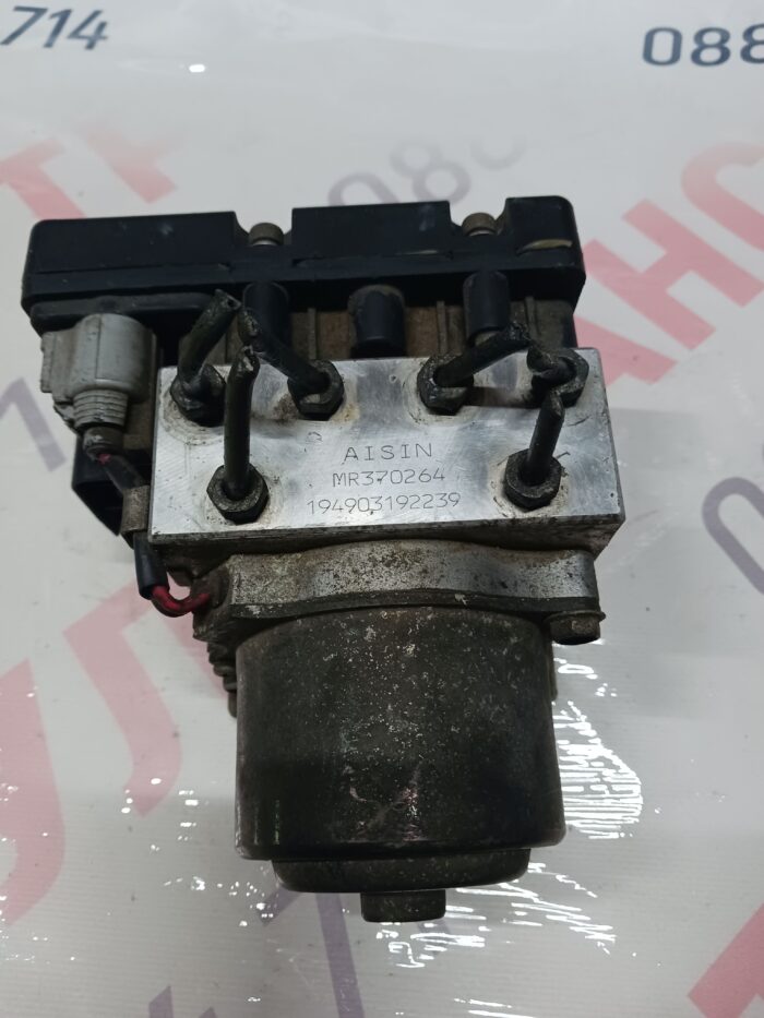 Помпа ABS за  Mitsubishi  Pajero   Pinin  2004г. №84440-2670 /MR370264/194903192239 - Image 2