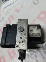 ABS  помпа за Opel Zafira  B 1.9TDI  120 к.с. № 13 157 576 /10.0207-0024.4 - Image 2