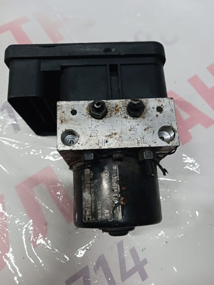 ABS помпа Seat Leon 1.9TDI 00г. №1C0 907 379 J - Image 2