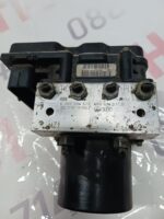 ABS помпа за Skoda Fabia  1.2i  2008 г.  № 6R0 907 379 E /0265 950 689 / 0265 234 575 / 6R0 614 517B - Image 3