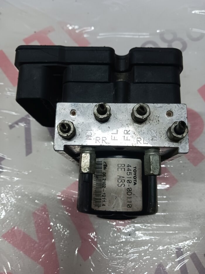 ABS помпа Toyota Verso  1.3i № 89541-52110 - Image 3