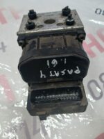 ABS помпа VW  Passat4 1.6i   №0265 216 411/8E0614111