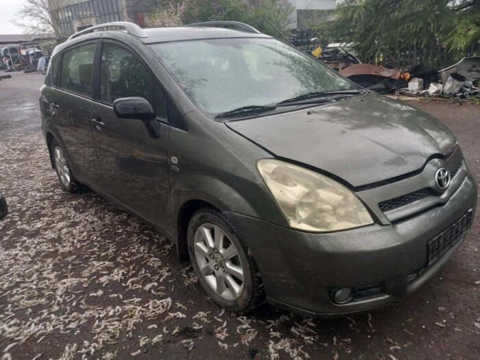 Toyota Corolla Verso 2. 0 D4D - Image 3