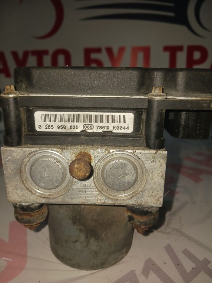 ABS помпа за Citroen C4 1.6HDI 2007г. № 9663241380/0265950635 - Image 2