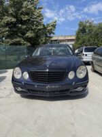 Mercedes-Benz E 270 2.7CDI -За части