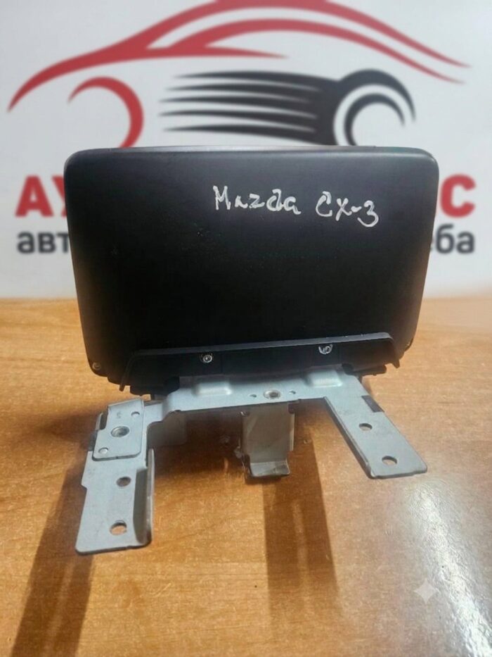 Мултимедиен дисплей(навигация) за Mazda CX3 2017г.  №D09H611J0A - Image 2