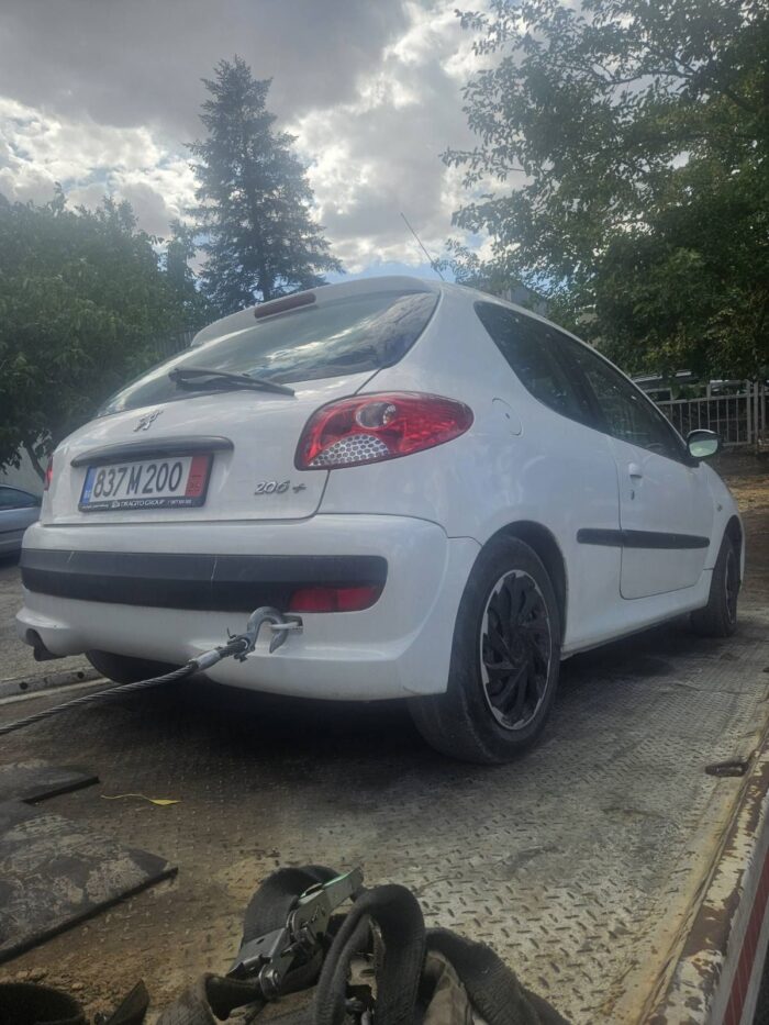 Peugeot 206 Plus 1.2I 2009г. - Image 5