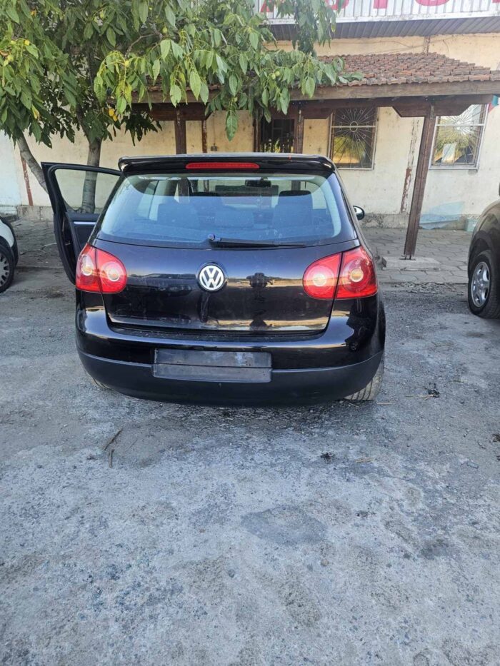 Volkswagen Golf V 1.6FSI 2005г. (за части) - Image 5