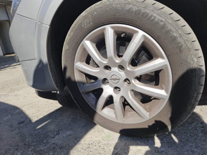 Алуминиеви джанти 16 цола със гуми 205/55R16 OPEL ASTRA 2006г. - Image 3